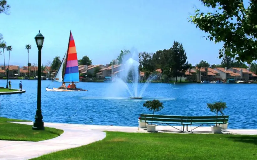 A view of the Lake Forest area of Orange County, Calif.