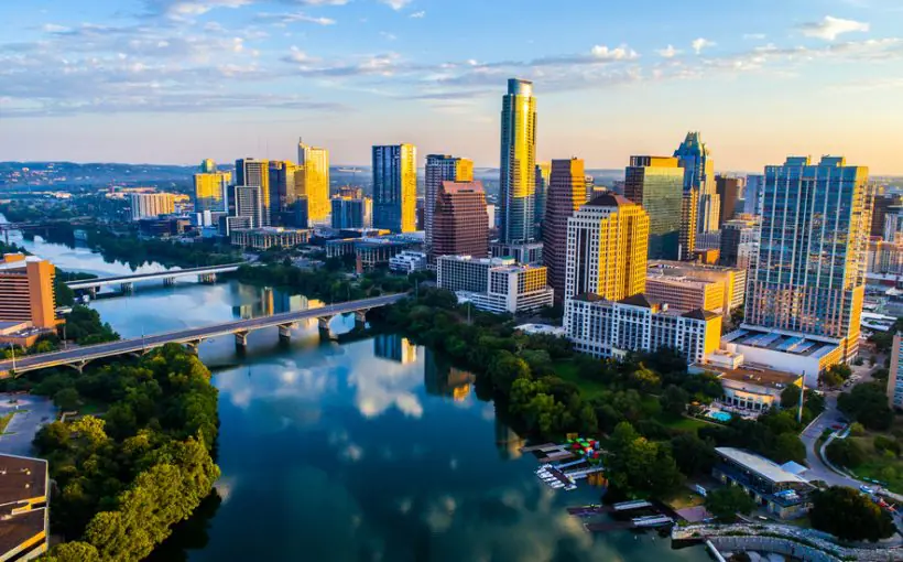 Texas has seen population gains since 2019, while California has seen a slight decline