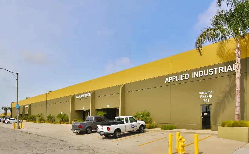 LAlongbeachindustrial