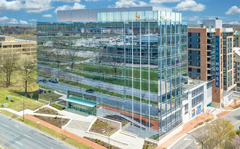 MacKenzie Commercial Real Estate Services has brokered a 12,712-square-foot lease at 10175 Little Patuxent Parkway on behalf of AbsoluteCare.