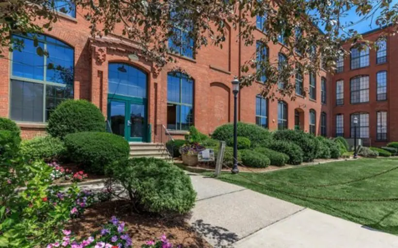 Walker & Dunlop, Inc., has structured $302 million in Freddie Mac financing for a portfolio of 10 multifamily properties in central CT