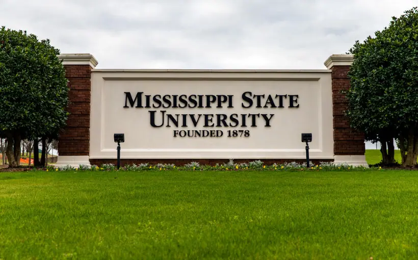Seven Hills Realty Trust has closed a $37.3 million loan for the acquisition of a student housing property near Mississippi State University.
