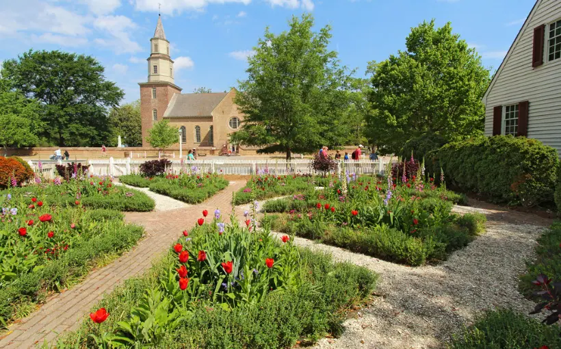 RiverBrook Equities has acquired the Holiday Inn Express & Suites Williamsburg in Williamsburg, VA.
