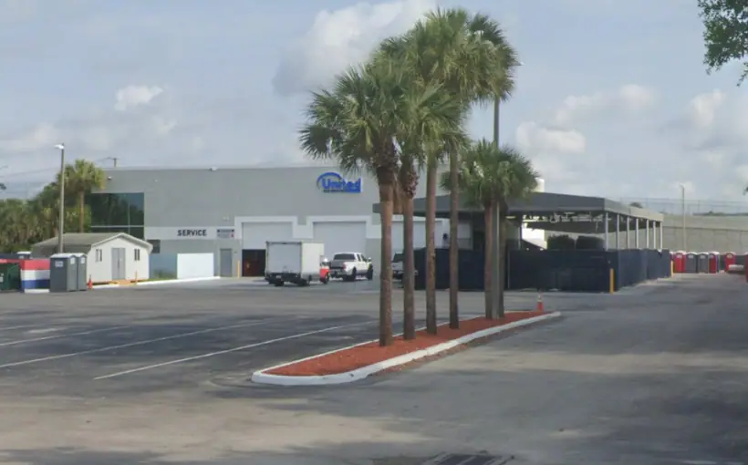Stan Johnson Company has completed the sale of an industrial outdoor storage facility in West Palm Beach, FL for $7.1 million.