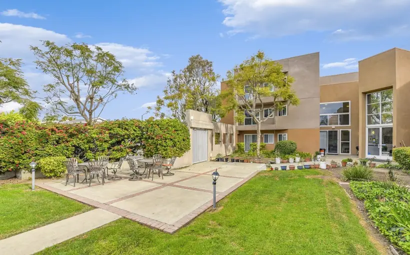 Avanath Capital Management has acquired St. Johns Manor in Costa Mesa, CA, its third Orange County seniors housing deal in 2022