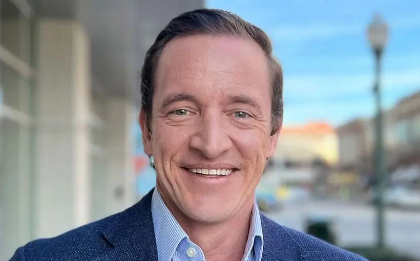 Divaris Real Estate, Inc., has promoted George Fox to executive VP.