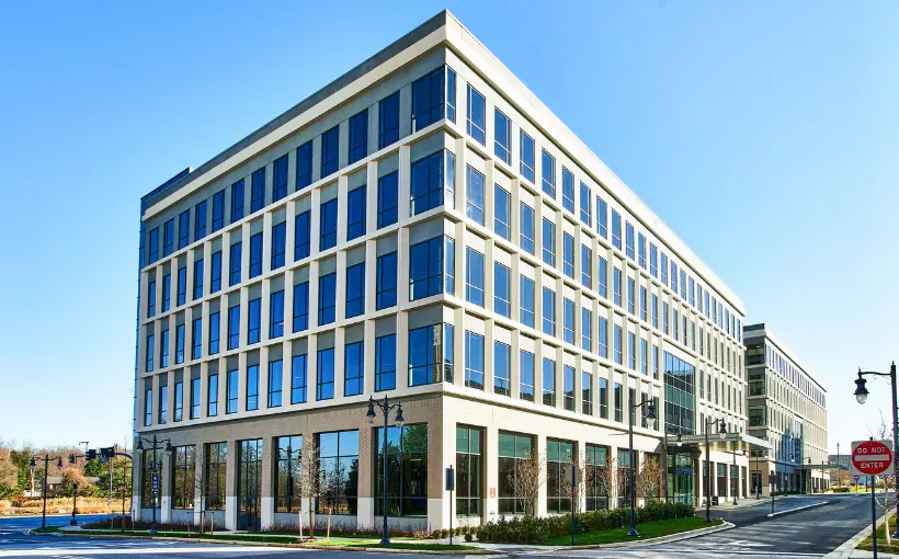 Trammell Crow Company and Seavest Healthcare Properties have delivered the Medical Pavilion II at National Harbor in Oxon Hill, MD.