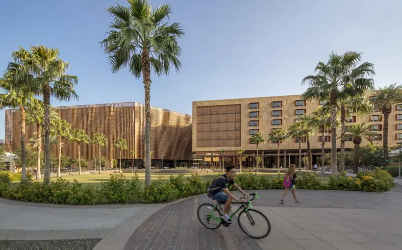 American Campus Communities owns 166 studenrt housing properties across 71 markets