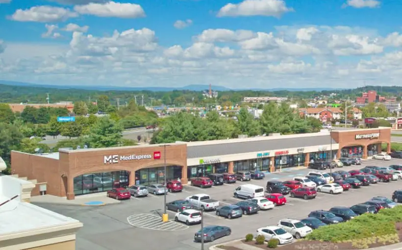 SRS Real Estate Partners has completed the $8.2-million sale of North Shops at Spradlin Farm in Christiansburg, VA.