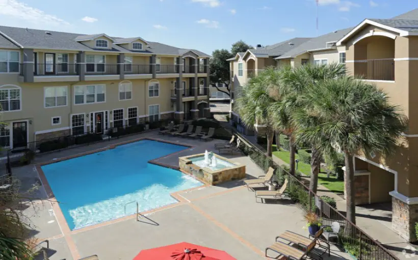 Palencia Apartment Homes