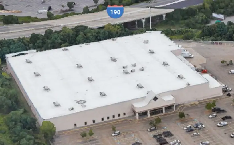 Redgate and North River Company have acquired an 108,000-square-foot of industrial building in Worcester, MA.