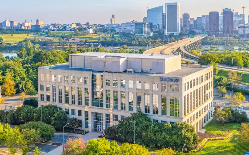 CoStar Group, Inc., has acquired a 117,448-square-foot office building in the Richmond, VA neighborhood of Manchester for $20 million.