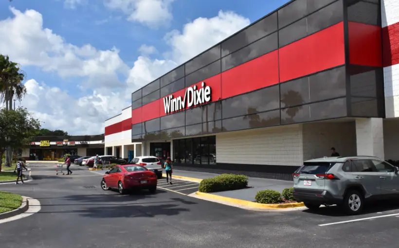 Millan Holdings, LLC, has purchased Bayview Plaza shopping center in St. Petersburg, FL for $7.3 million.
