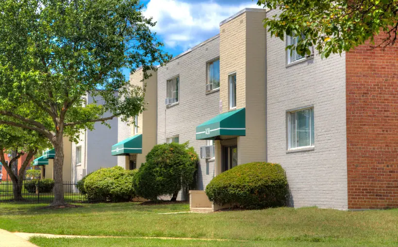 Jair Lynch Real Estate Partners and Nuveen Real Estate have acquired Bedford Station and Victoria Station affordable housing community in Hyattsville, MD.