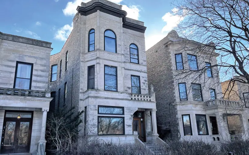 Essex Realty arranged the sale of 2809 W. Logan Blvd., a four-unit apartment property in Logan Square that traded after a three-decade hold