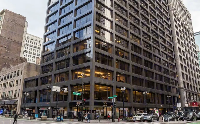 AmTrust has introduced AmTrust Office Suites, a coworking concept, at 33 North Dearborn in Chicago