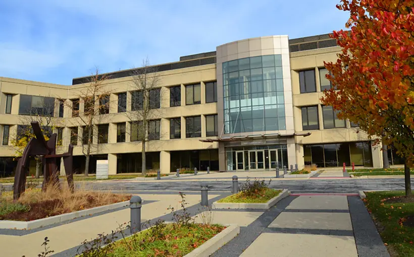 Kemper Lakes Business Center in Lake Zurich, IL sold for $190 million, the highest price paid for a suburban Chicago office property since 2005