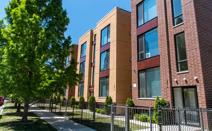 Essex Realty Group arranged the sale of a three-building apartment property in Chicago's Avondale neighborhood