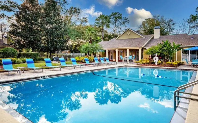 Taurus Investment Holdings and Aegon Asset Management have acquired The Canopy Apartment Villas in Orlando, FL for $58.6 million.