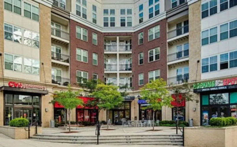 Hamilton Zanze has acquired the 304-unit Jefferson Square at Washington Hill apartment community in Baltimore, MD.