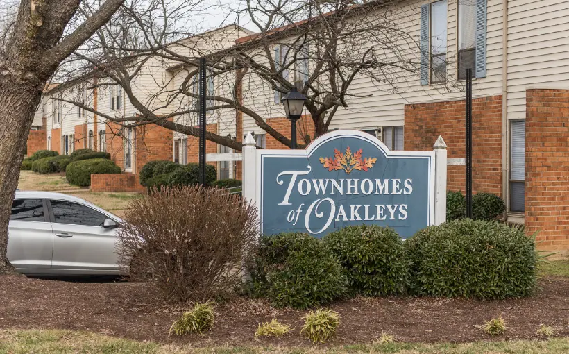 Cushman & Wakefield has arranged the $18.5-million sale of the Townhomes of Oakley multifamily in Henrico, VA.