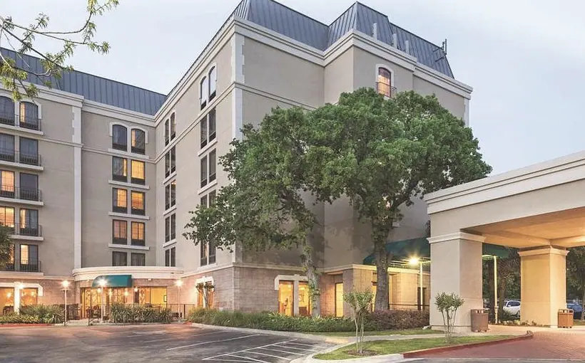 Austin DoubleTree Mohr