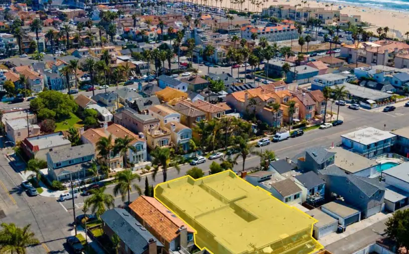 CBRE Arranges $5M MultiFam Sale in Huntington Beach