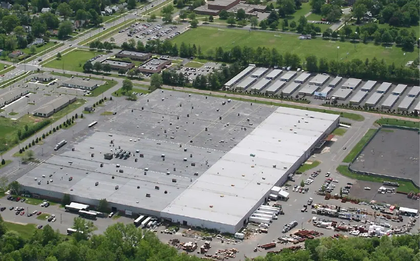 Meridian Capital Group has completed the $37.6-million sale of a 614,610-square-foot industrial property on 77 acres in Newington, CT.