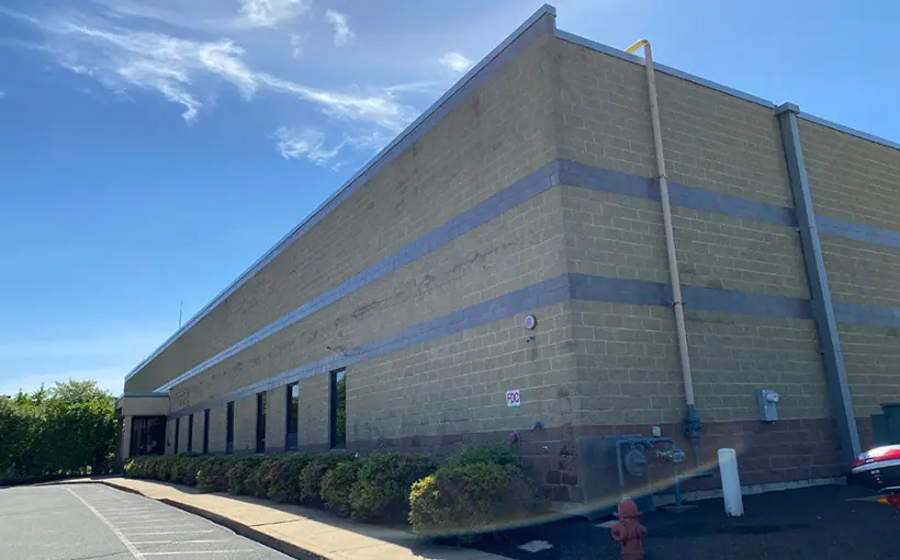 Lincoln Property Company has purchased the industrial building at 41 Leona Drive in Middleborough, MA for $4.15 million.