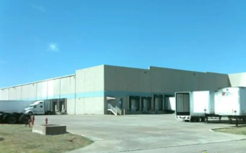 Amazon Distribution Center sells in Arlington