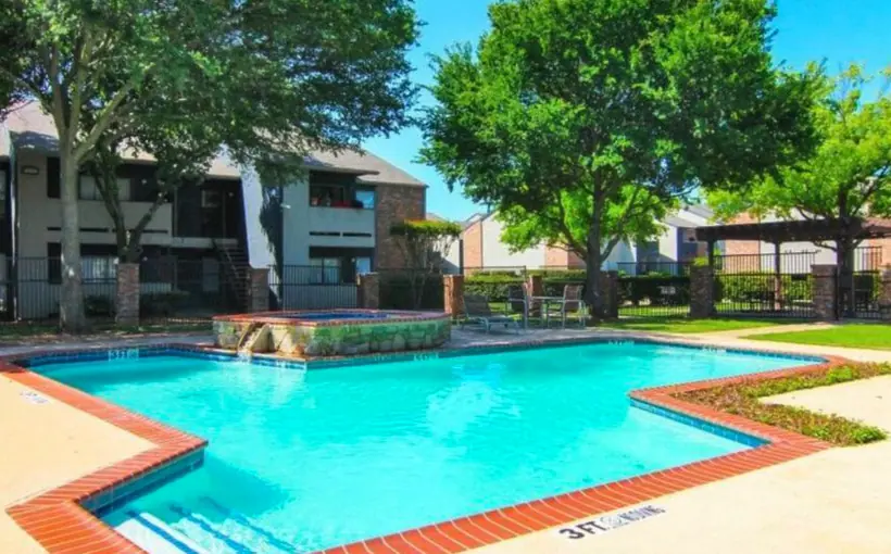 Avenida Crossing one of three DFW apartments acquired by Ashland Greene