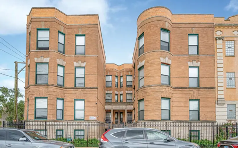 Interra Realty brokered the $5.925-million sale of an apartment portfolio in the Washington Park neighborhood on Chicago's South Side