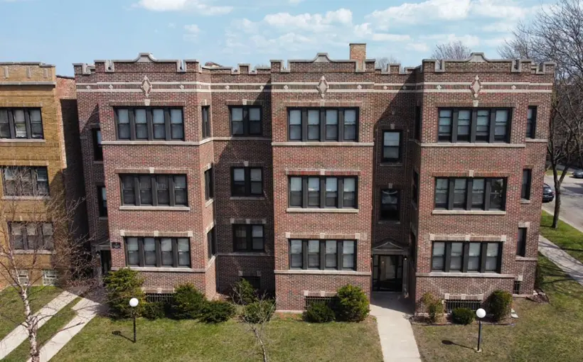 Kiser Group's Birk | Sklar team brokered two apartment portfolio deals on Chicago's South Side in the space of a week