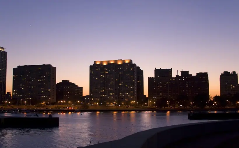 CHI Belmont Harbor looking toward Lakeview Chicago photo by RMeleon