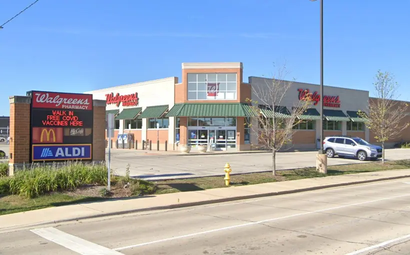 Quantum Real Estate Advisors arranged the sale of a Walgreens in Wheaton, IL, which traded in a 1031 exchange
