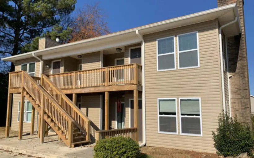 Mayfair and Navarino have purchased The Windsor and Cambridge Court apartments in Huntsville, AL for $17.5 million.