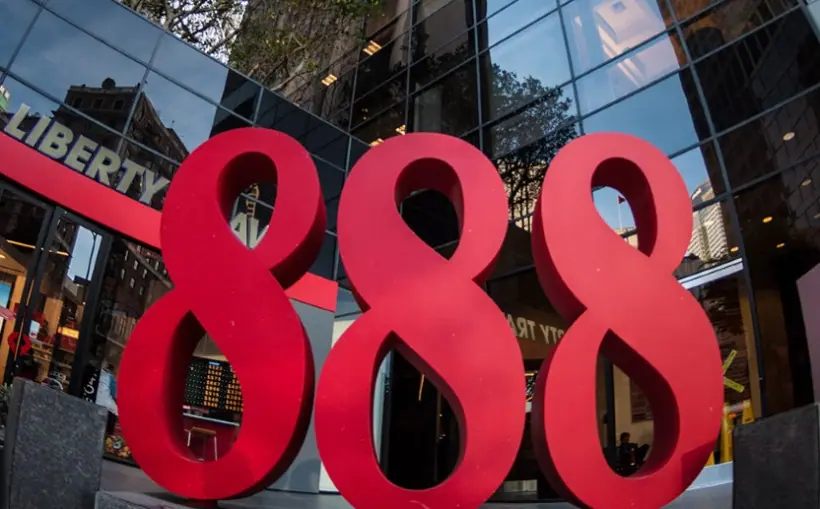 CBRE announced that East West Bank Leases DTLA Flagship Location