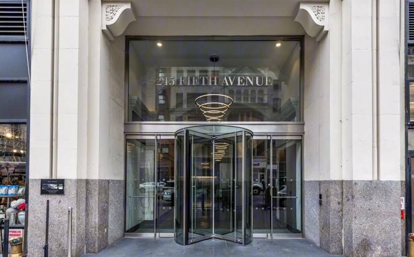 Valley National Bank has signed an office lease at The Moinian Group's 245 Fifth Ave. in Midtown South