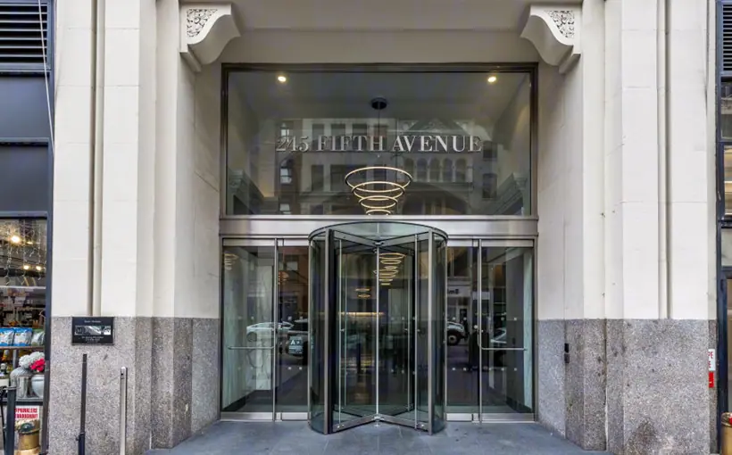 Valley National Bank has signed an office lease at The Moinian Group's 245 Fifth Ave. in Midtown South