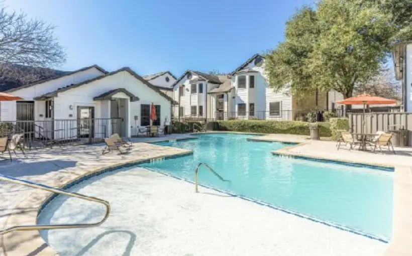 Vista Buys 122-unit apartment in Austin