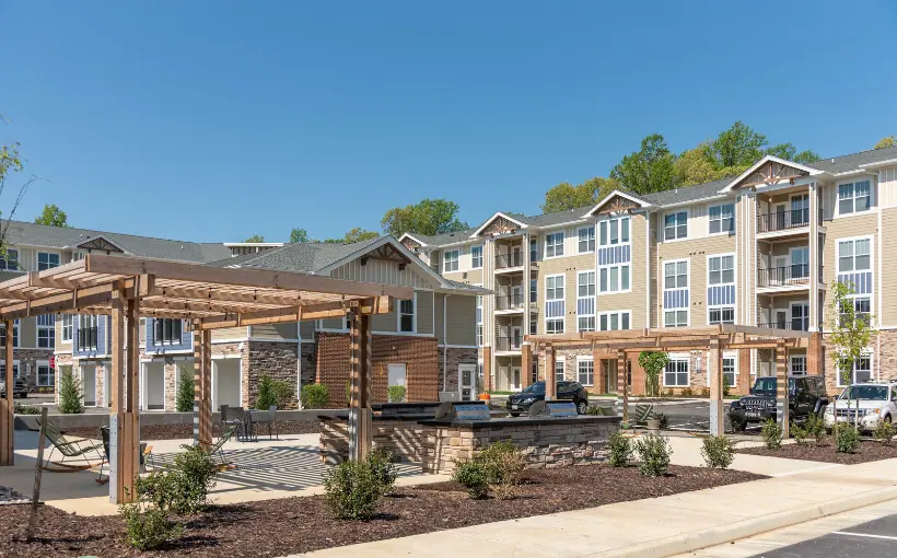 Bonaventure has sold The Bend Arbordale Apartments in Williamsburg, VA to The Inland Real Estate Group for $100 million.