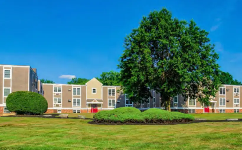 Eastern Union has arranged a total of $83.8 million in financing in support of The Boulders apartments in Amherst, MA and Cliffside Apartments in Sunderland, MA.