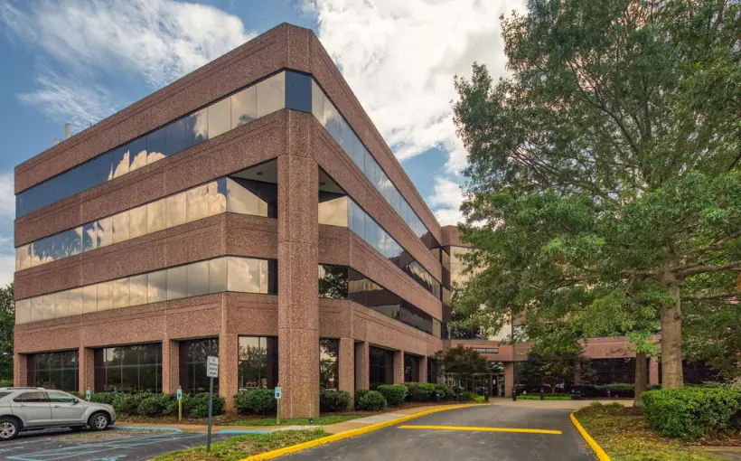 Seminole Trail Management has purchased the Windwood Centre office building in Virginia Beach, VA for $12.2 million.