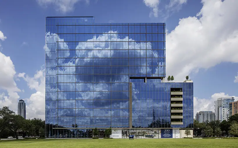 15-story, fully leased 200 Park Place Picked up by Hines in Houston