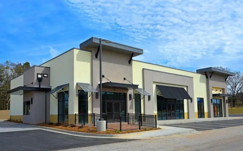 Pine Holdings, LLC, has purchased the retail property at 424 Pine Street in Highlands, NC for $1.6 million.