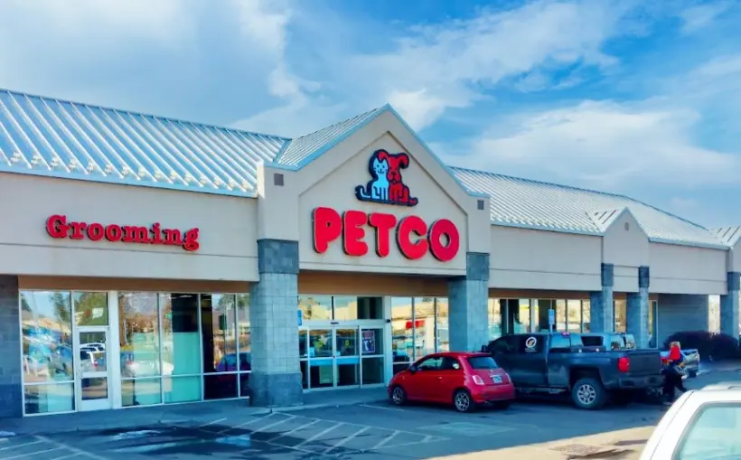 Hanley Investment Group Completes $12M Bend Retail Center Sale