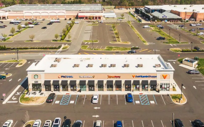 Cedar Hill Shopping Center sold by Zamir Equities