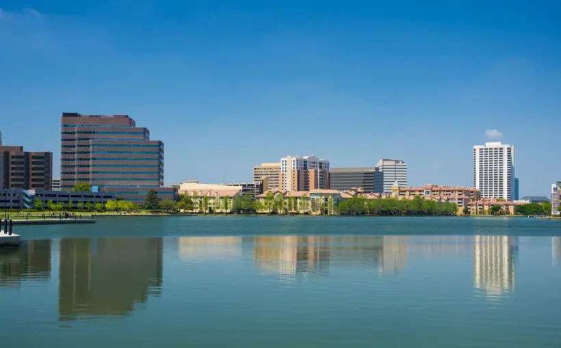 New Las Colinas Offices being built by KDC