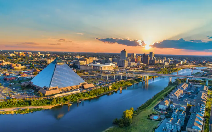 Jones Aur Commercial Real Estate in Memphis, TN has been added to the X Team Retail Advisors’ roster of affiliates.