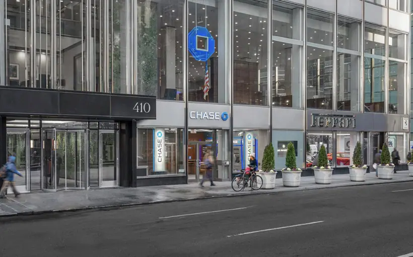 Global Holdings Management Group has secured four leases at its 410 Park Ave. office tower in Midtown Manhattan